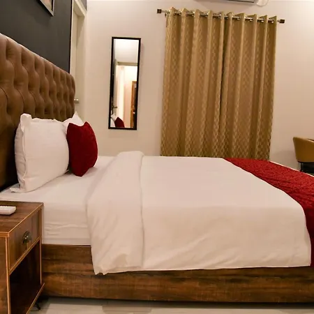 Xcel Luxury Hotel Apartments-Home Living Redefined Mysore Exterior photo