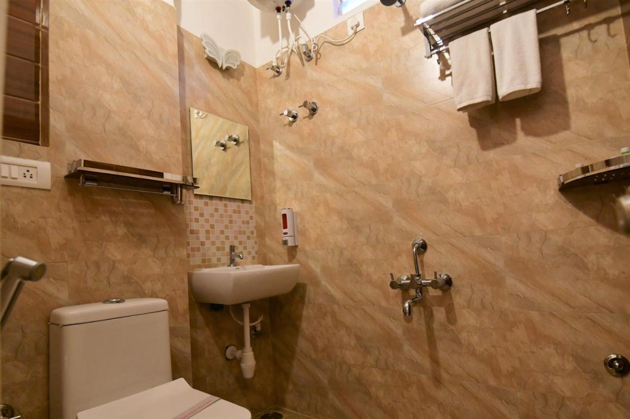 Xcel Luxury Apartments-home Living Redefined Apartment *