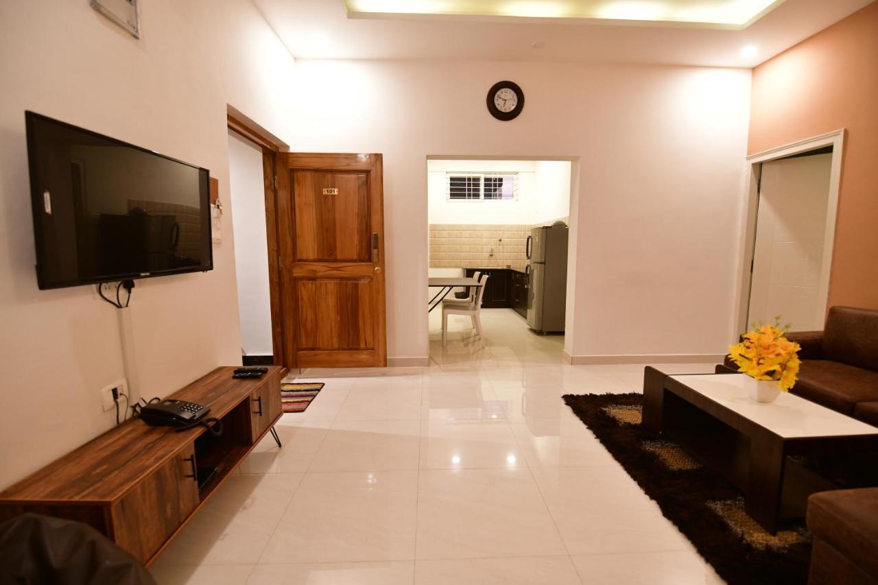 Xcel Luxury Apartments-home Living Redefined