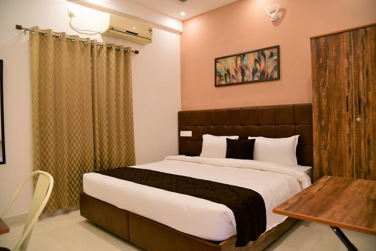 Xcel Luxury Apartments-home Living Redefined *